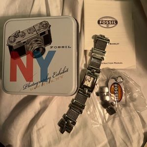 Fossil watch. Needs new battery.